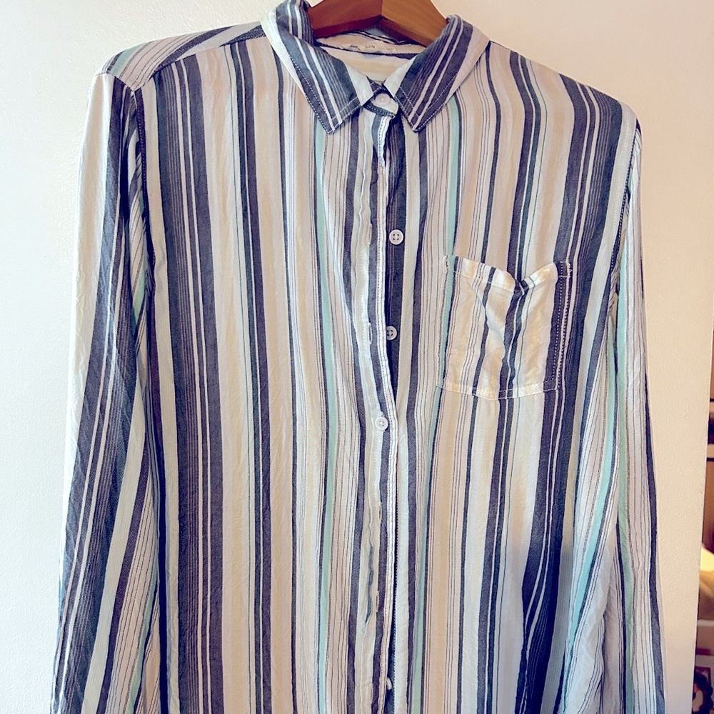 Cute long sleeve striped button down